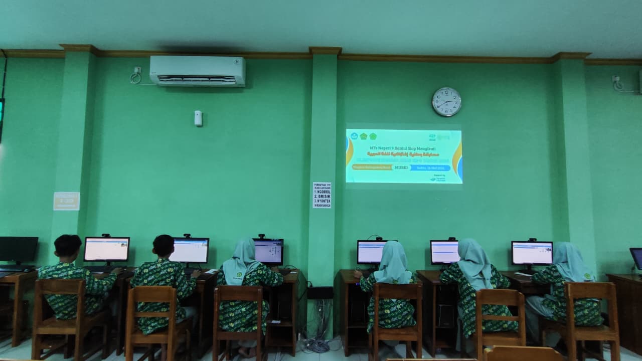 Ikuti Simulasi, Siswa MTsN 9 Bantul Siap Hadapi Olimpiade Bahasa Arab 9